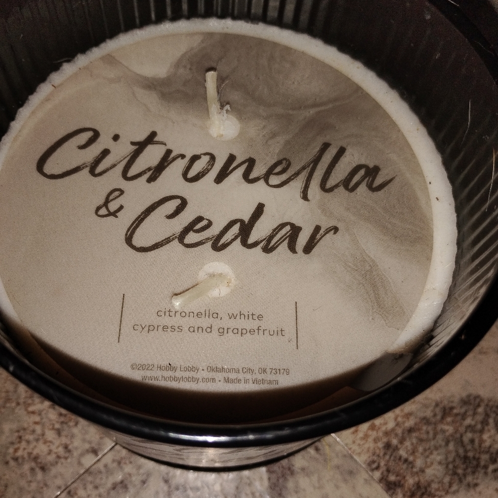 Citronella & Cedar Candle Spring New